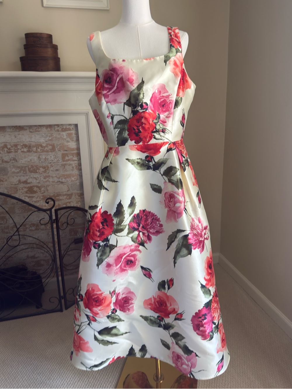 Donna Ricco Ivory Dress with Pink and Red Floral Print